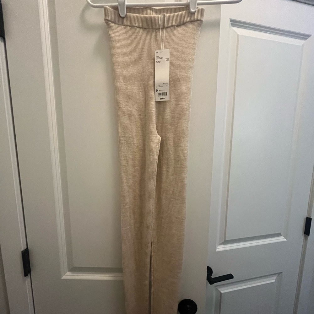 Uniqlo extra fine merino wool leggings NWT